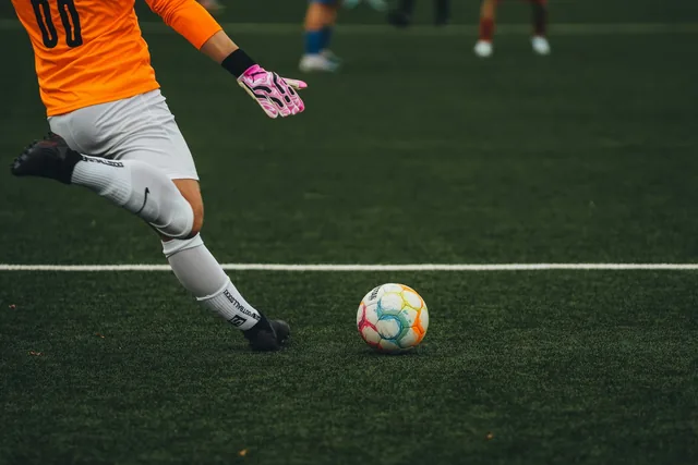 悦盈体育 · 体育栏目服务配图（示意）
